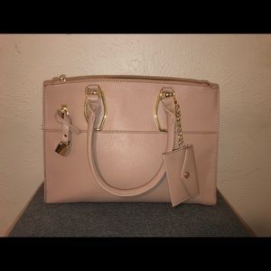 TAN BAG (shoulder strap included)